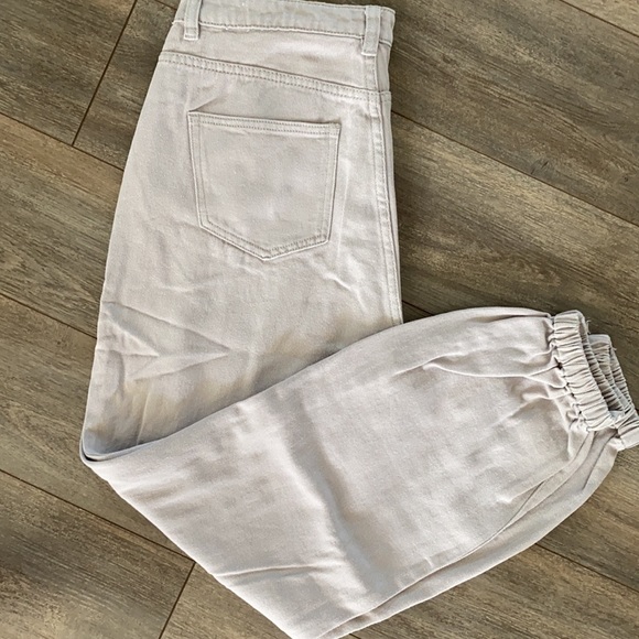 High Waisted Riot Jean - Picture 2 of 5